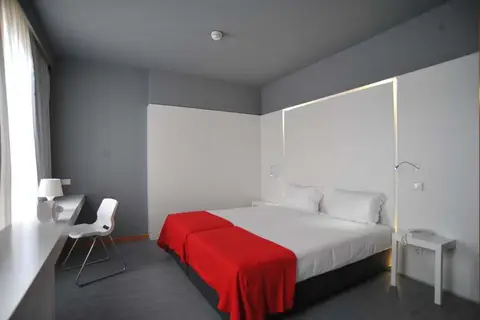 Basic Braga by Axis in Braga — foto 4