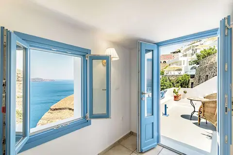 Golden Grey Goose in Fira, foto 14