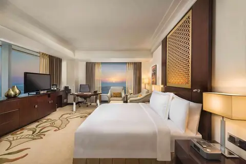 Conrad Dubai in Dubai — foto 24