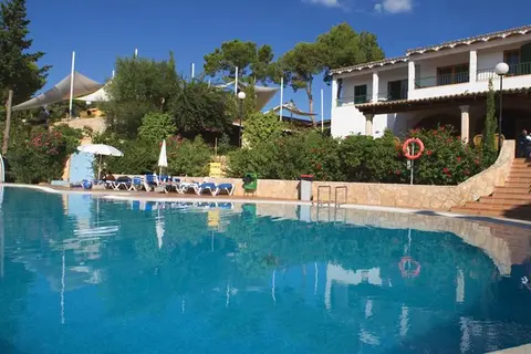 Purobeach Resort Santa Ponsa in Santa Ponsa — foto 3