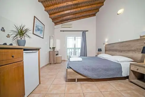 Trabukos Beach Complex in Δημοτική Ενότητα Λευκιμμαίων — foto 11