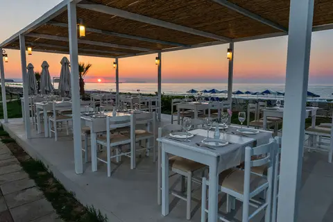Iperion Beach in Rethimnon — foto 19
