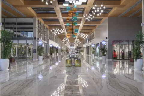 Nirvana Cosmopolitan in Muratpaşa — foto 24