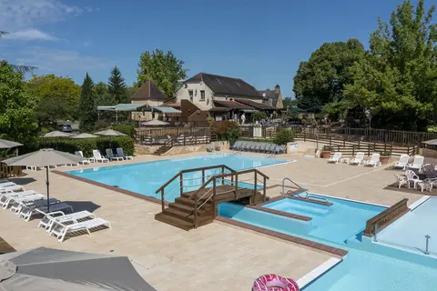 Camping Les Grottes De Roffy in Sainte-Nathalène — foto 12