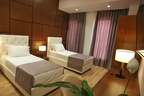 Portik Hotel in Berat — foto 20