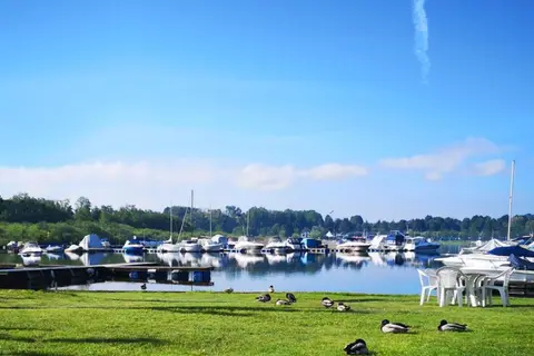 Camping Lido Di Sesto in Sesto Calende — foto 8