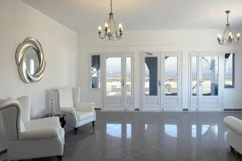 Philippion in Φηρά Θήρας — foto 4