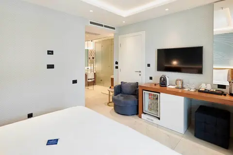 HUMA Kotor Bay Hotel & Villas in Kotor — foto 9