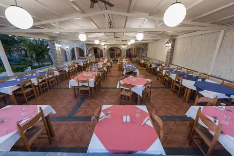 Zefiros Beach Hotel in Μυκάλη — foto 10