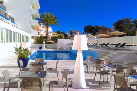 Aparthotel Novomar in Peguera — foto 30