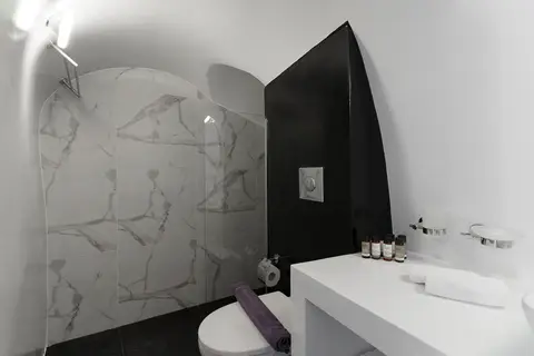 Mill Houses New Elegant Suites in Santorini Yachting Club, foto 26