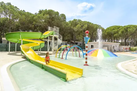 Alannia Neptuno in Platja de Pals — foto 2