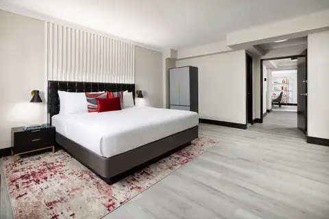 Hotel The Manhattan at Times Square in New York City — foto 17