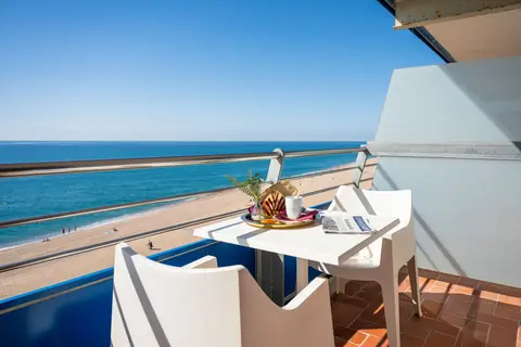 Aparthotel Tahiti Playa Suites in Pineda de Mar — foto 5
