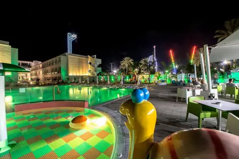 Nicholas Color Hotel in Ayia Napa — foto 13