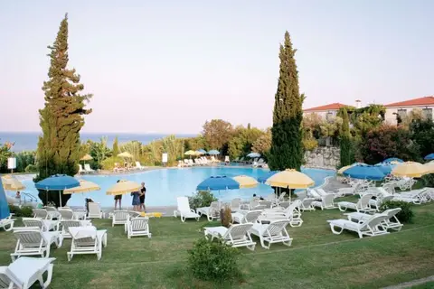 Sunrise Village Beach Hotel in Καλαμάκι — foto 10