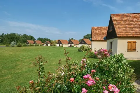 Le Lac Bleu - Dordogne in Lacapelle-Marival