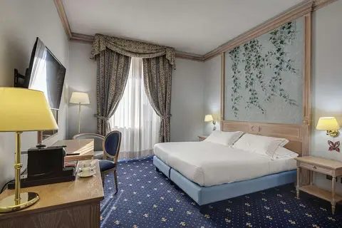 Hotel de La Ville in Civitavecchia