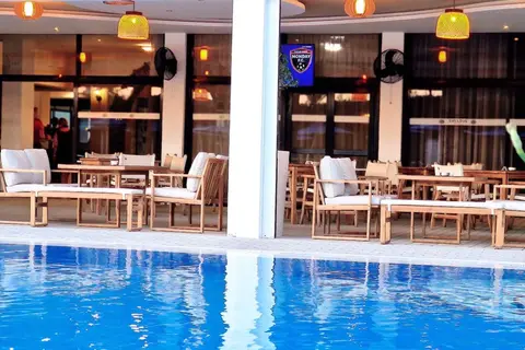 Sveltos Hotel in Oroklini — foto 6