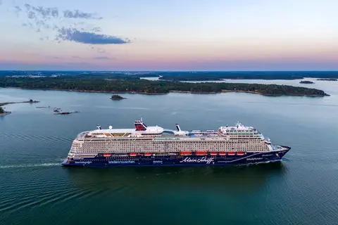 18 dg cruise Noord Europa Mein Schiff 7 in Erbenhausen, foto 2