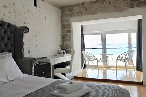 Galeria Valeria Seaside Hotel in Split — foto 16