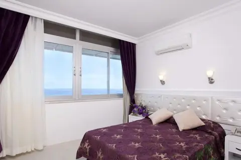 Azak Beach Hotel in Alanya — foto 14