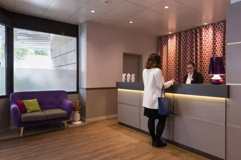 Hotel Paris Louis Blanc Gare du Nord in Paris — foto 11