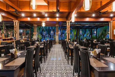 Princess Kamala Beachfront Hotel in ตำบลเชิงทะเล — foto 25