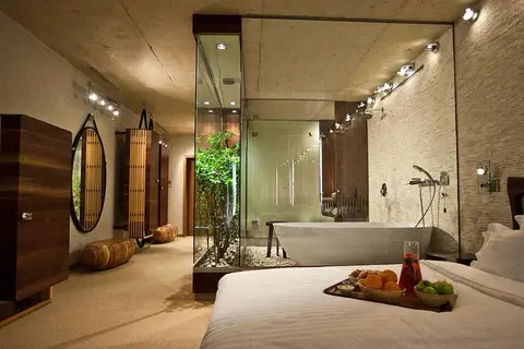 Graffit Gallery Hotel in Varna — foto 3