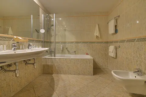 Ramada by Wyndham Prague City Centre in Praag, foto 19