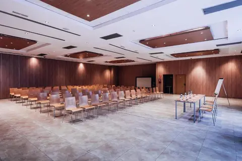 Hotel Valencia Congress in Paterna — foto 10