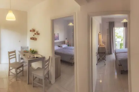 Yianetta Complex in Δημοτική Ενότητα Λευκιμμαίων — foto 13