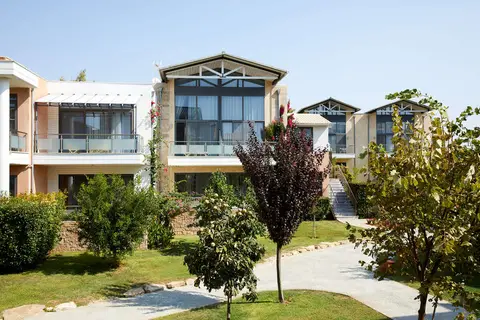 Istion Club & Spa in Πόρτες — foto 15