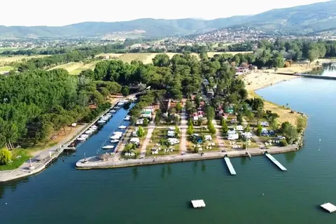 Village Punta Navaccia in Tuoro sul Trasimeno