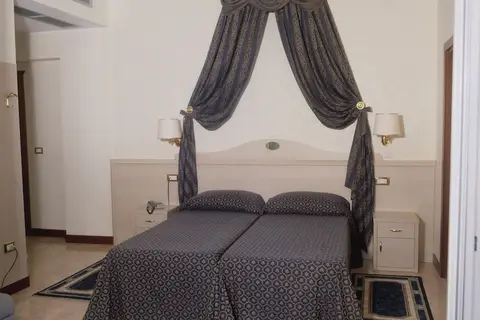 Hotel Caravelle & Minicaravelle in Rome — foto 17