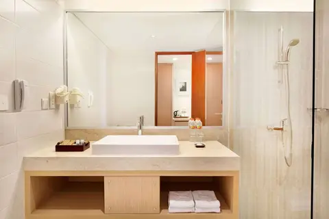 Ramada Encore by Wyndham Bali Seminyak in Kuta — foto 16