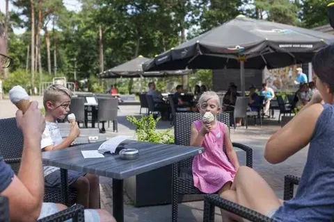 Oostappen Vakantiepark Arnhem foto 22