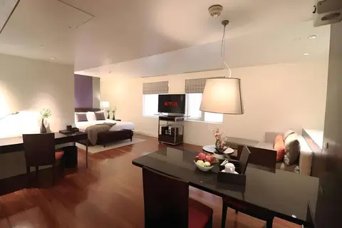 Siri Sathorn Bangkok in Bangkok — foto 3