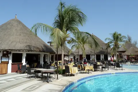 Royam Hotel in Saly — foto 3