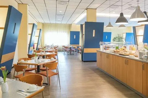 Hotel Berlin Lichtenberg in Berlijn — foto 7