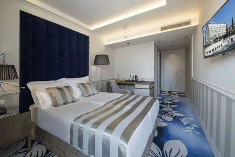 Grand hotel Slavia in Baška Voda — foto 23