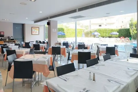 Hotel Esmeraldas in Tossa de Mar — foto 18