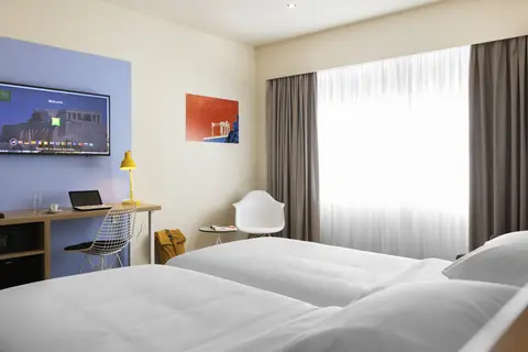 Ibis Styles Athens Routes in Athene — foto 26