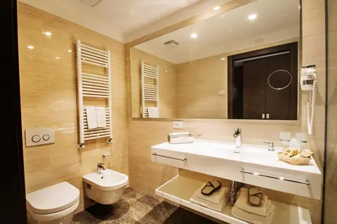Hotel Bisesti in Bardolino — foto 9