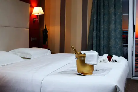 Bel Conti Hotel in Durres — foto 11