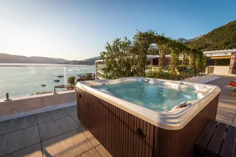 Carine Hotel Kumbor in Kumbor — foto 15