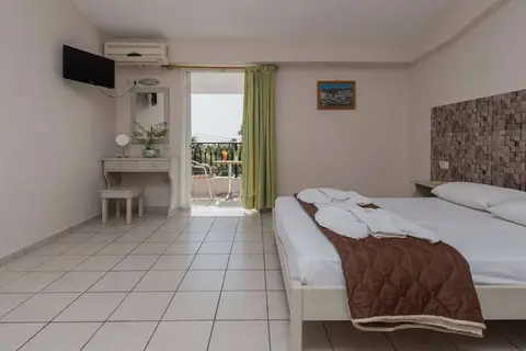Cronulla Hotel in Laganas Municipal Unit, foto 3