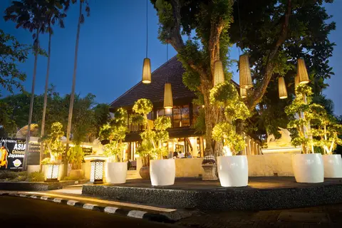 Hotel Puri Santrian & Spa in Denpasar — foto 16