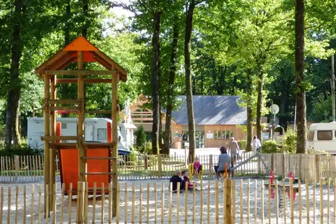 La Forêt in Sillé-le-Guillaume — foto 5