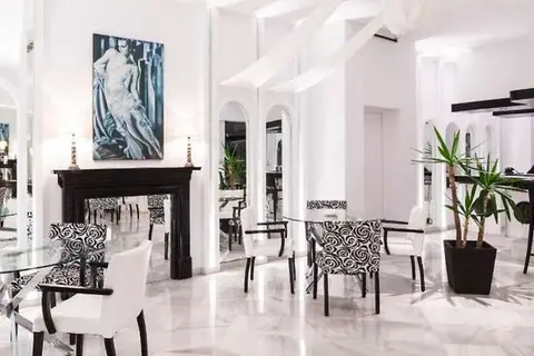 Hotel Suites Albayzin del Mar in Almuñécar — foto 18